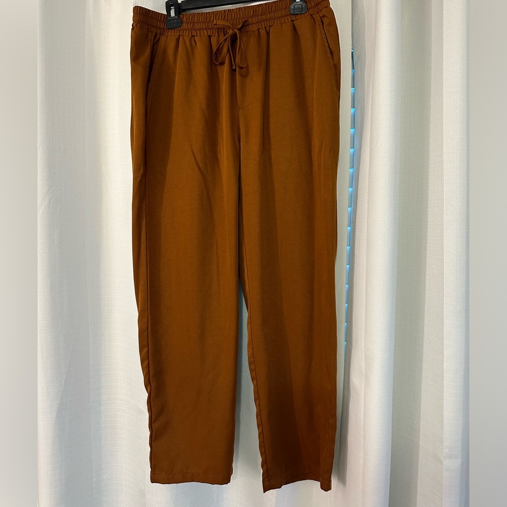 SHEIN Men’s Cognac Pants